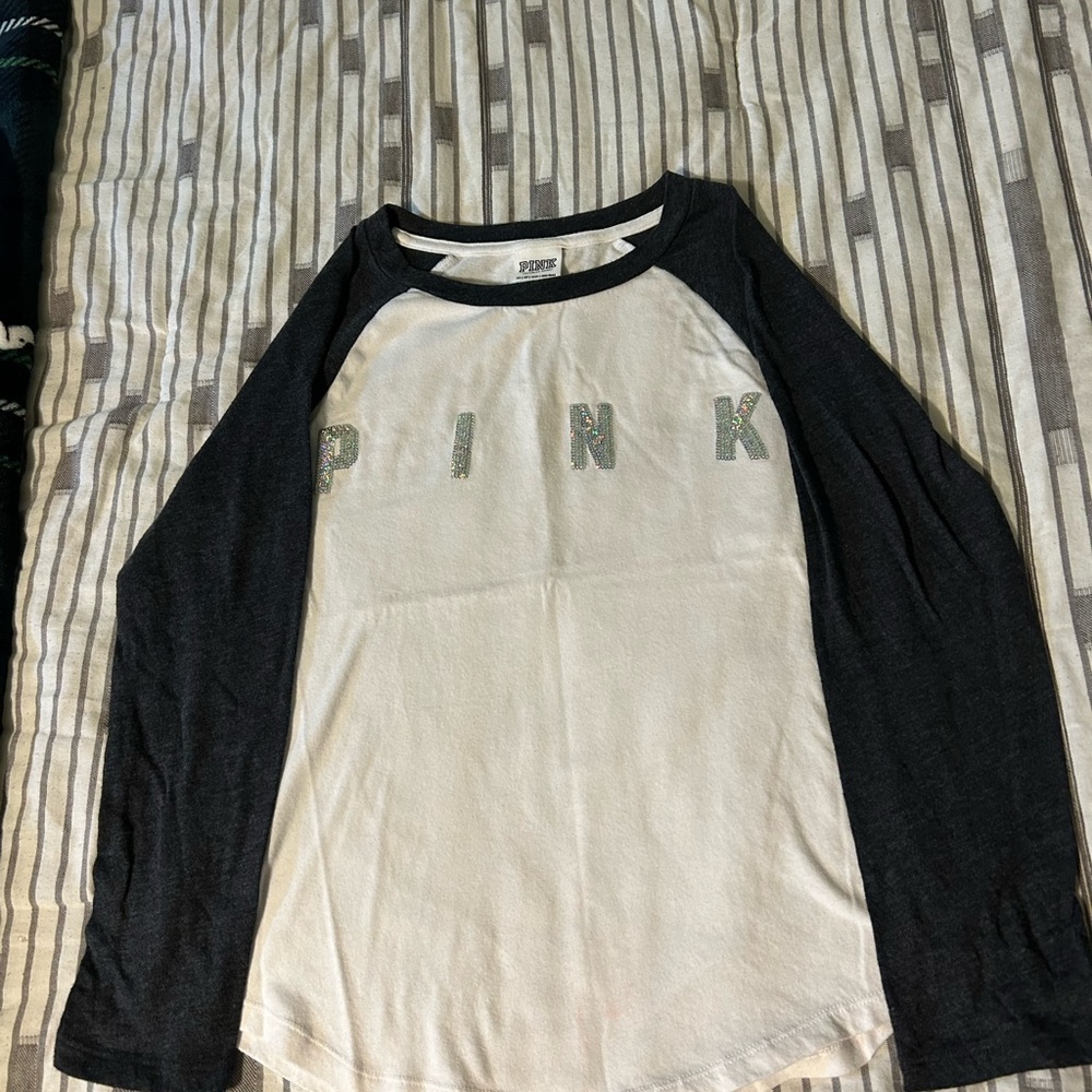 PINK Victoria's Secret Black and White Long Sleeve Tee